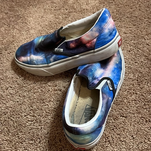 Vans custom design space ,size9 - Picture 3 of 4